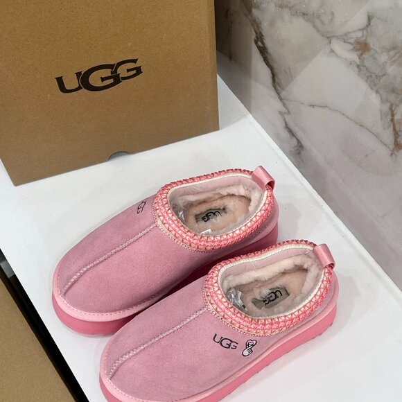 NWB Ugg Tazz Love '25 Tropical Pink - Picture 9 of 10